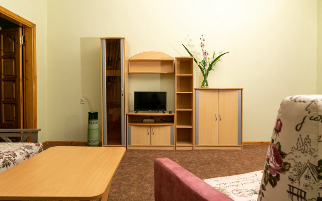 Edem Hotel & Hostel