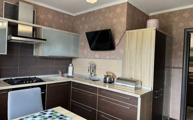 Квартира Двухкомнатная ProApartment на Брамса 21