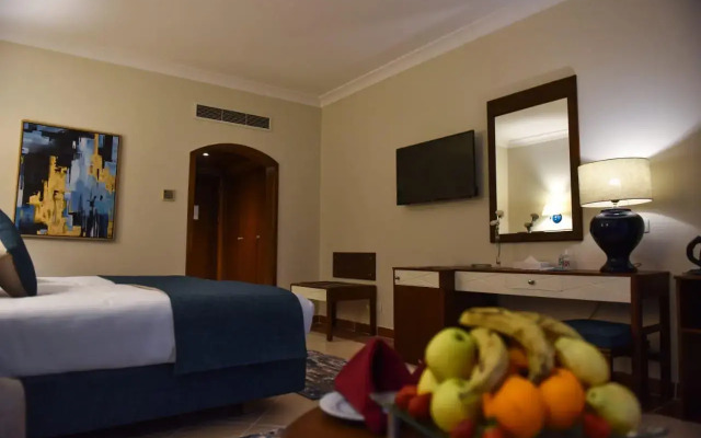 Ivy Cyrene Island Aqua Park Resort