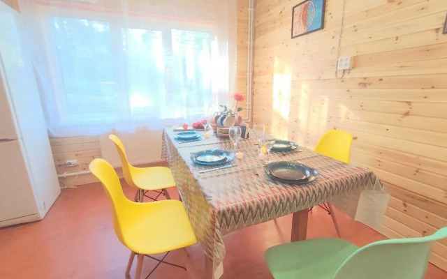 Na Lermontova 13 Pos. Sosnovo Guest house
