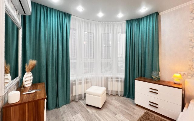 V Prekrasnom Novom Zhk Levoberezhye Flat