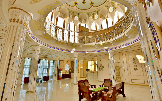 Отель Eurasia Business