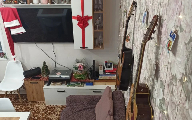 Частный дом у реки