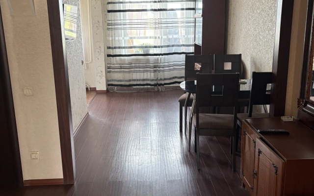 Квартира Уютная на Улице Тимме 21к1