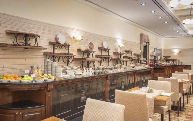 Cosmos Selection St. Petersburg Nevsky Royal  (ex. Radisson Royal)