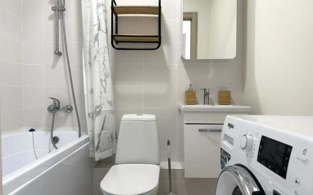 Elitnyye na Beregu Reki Tura s Vidom na Most Vlyublennykh Apartments