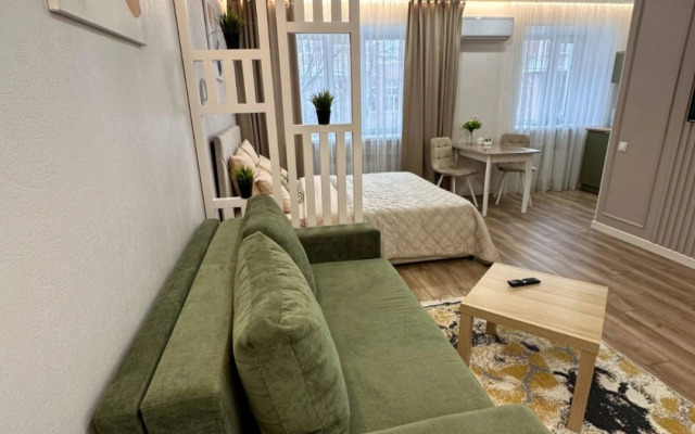 Uyutnaya Kvartira v Tsentre Goroda Flat