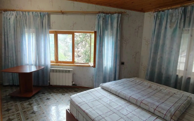 V Parke Guest house