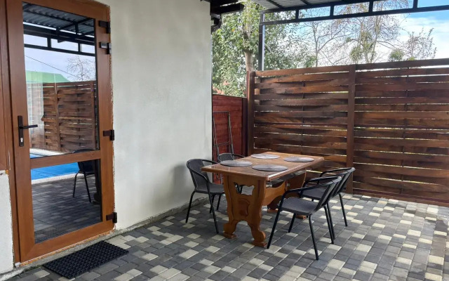 Частный дом с Бассейном