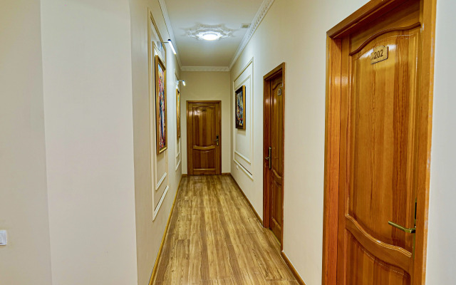 Kabir Hotel