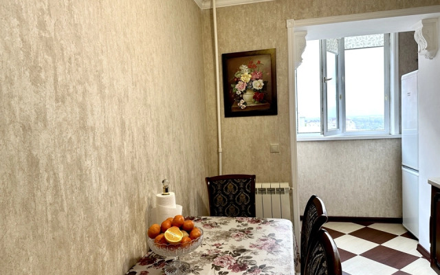 Квартира Гаджиева 164