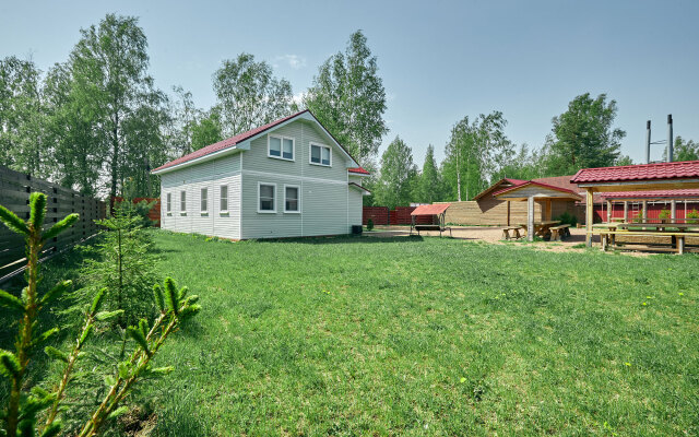 Gostinichno-Kottedzhnyij Kompleks Korobitsyino-Kaskad Hotel