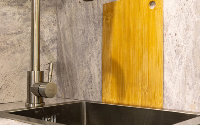 Апартаменты Улучшенные на набережной Обводного канала, 132