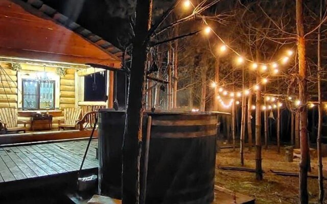 Частный Дом О, Дни в Лесу