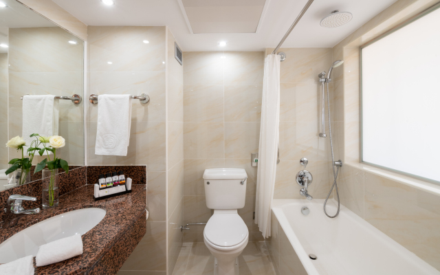 Constantinou Bros Athena Royal Beach Hotel