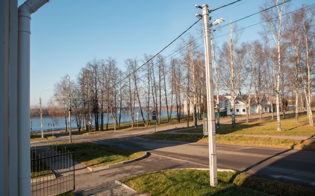 Na Naberezhnoy Apartments