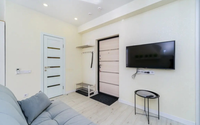 2 Krymskiy Mamayka Apartment