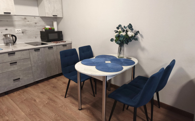 Апартаменты на Первооткрывателей 6