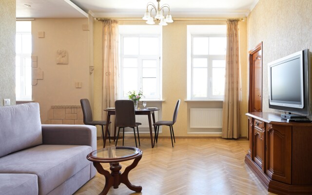 Апартаменты  1912 с видом на крыши Петроградки и Телебашню