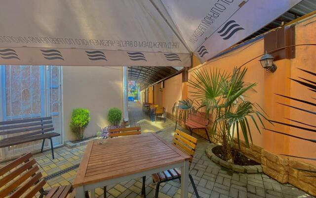 MALAHIT Guest House