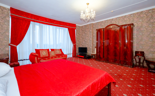 Kiparis Hotel