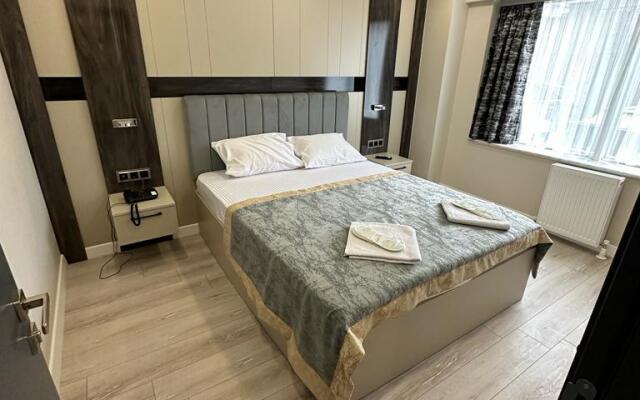 Meros Hotel