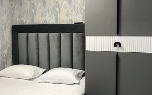 Oskar Apartments