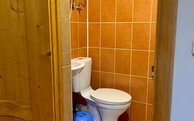 Vavilova 2 Guest House