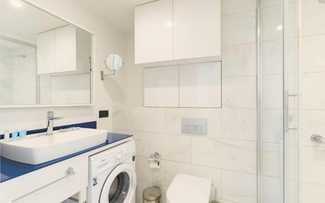 Апарт-отель Central Hotel Orbi City Batumi block ABC