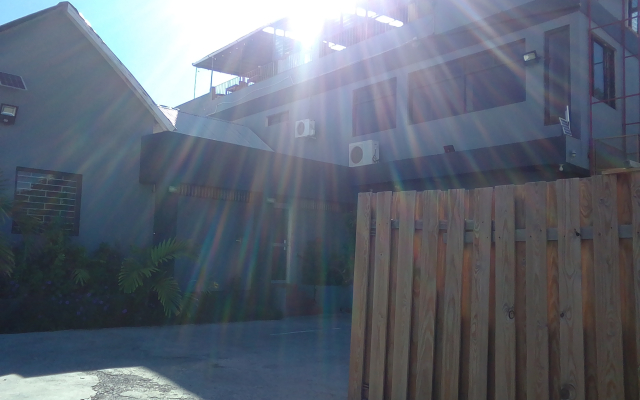 Pogas Suites Hotel
