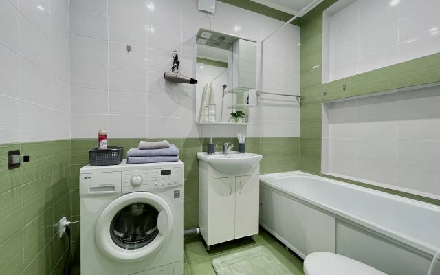 Green FOX Na Ulice Savushkina 6E Apartments