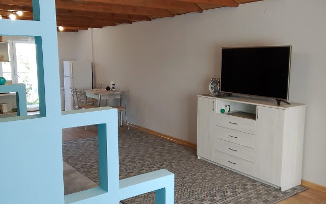 Квартира Уютная Студия в Чистом Зелёном Районе