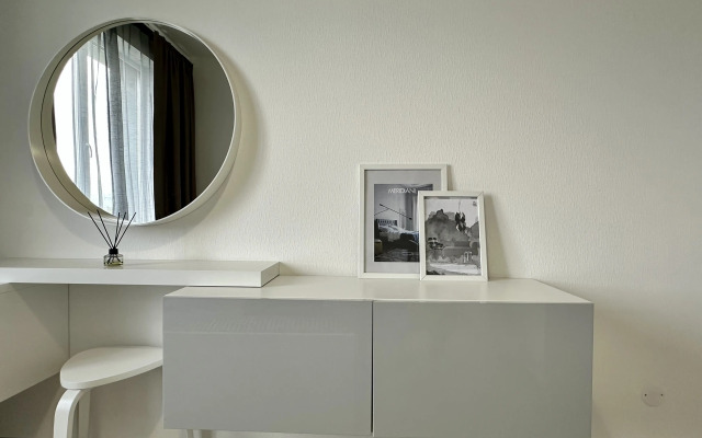 Yevro Dvushka V Zhk Artlayn Apartments