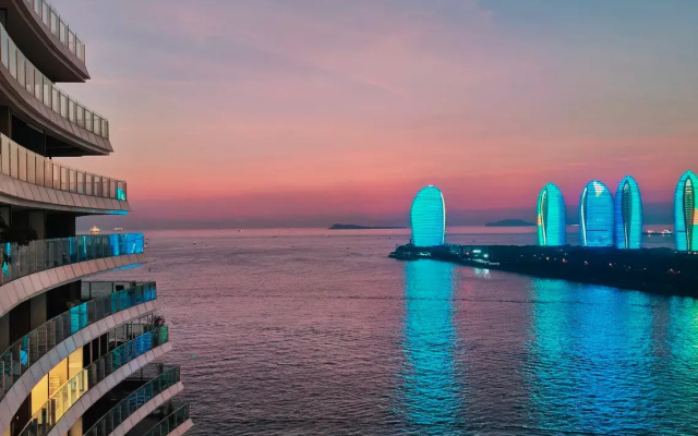 Central Coast Sea View Hotel – Outside – Sanya