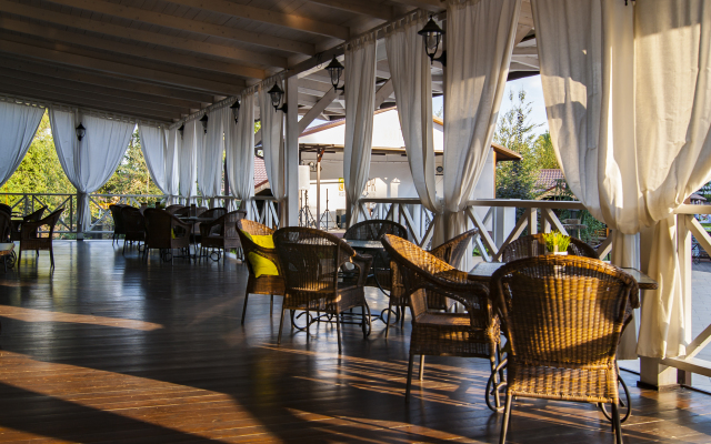 Eko Park Hotel
