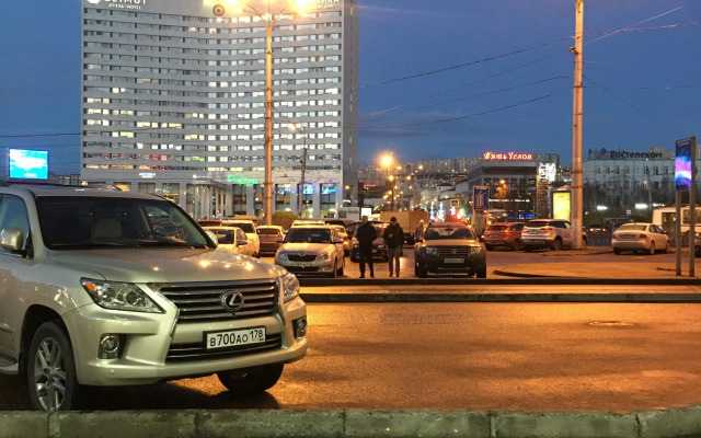 Апартаменты Центр Ленина 80