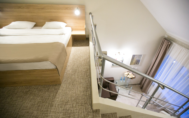 Tet-A-Tet Mini-Hotel