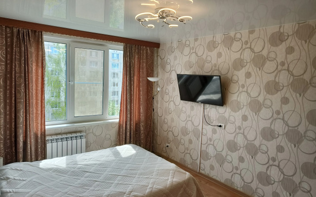Uyutnaya S Vidom Na Zelyony Dvor Flat