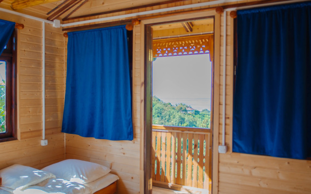 TreeHouse GoldenSeaView TreeHouse Private house