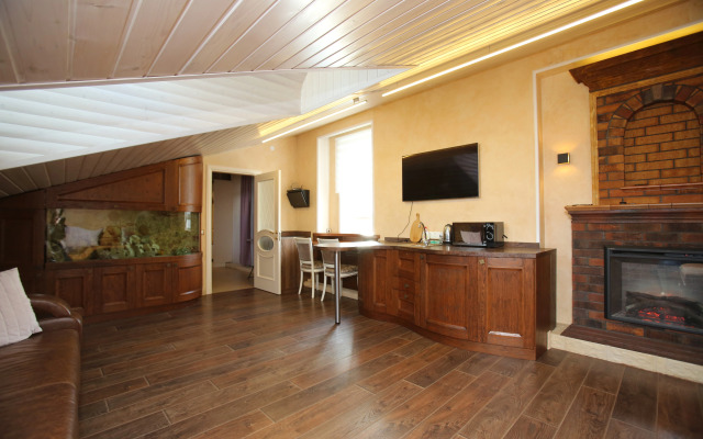 Dlya 8mi Gostey Nevsky 5 Apartment