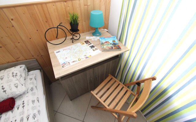BedAndBike Hostel