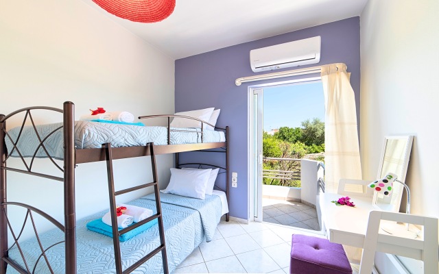 Chania City Heated Pool Villa