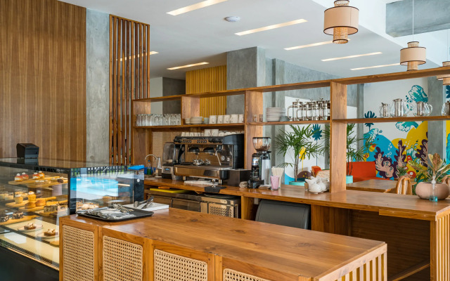 Outpost Weligama Beachfront Hotel