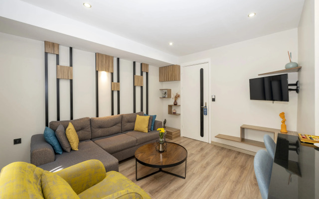 The Marions Suite Hotel