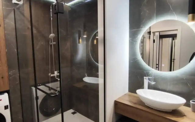 Апартаменты с Дизайнерским Ремонтом