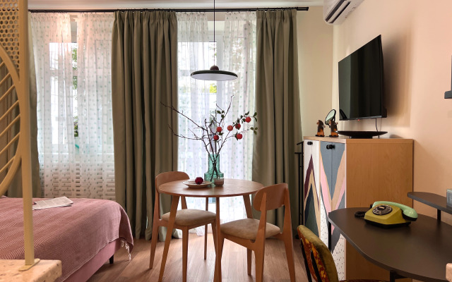 Flat Unikalnaya Studiya "zeleny Shum"