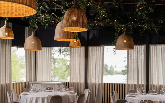 Отель Талес