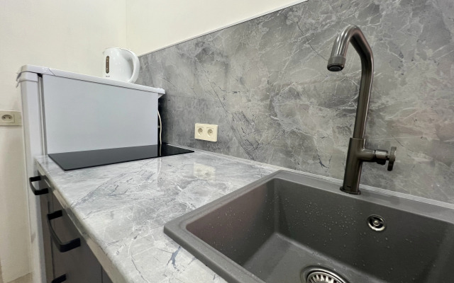 Uyutnaya Studiya v Samom Tsentre Flat