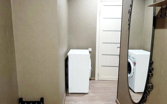Na Lomonosova U Pruda Flat