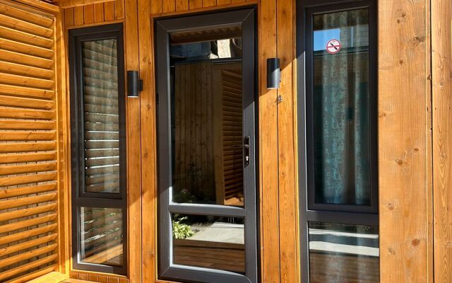 U Elviry Guest house